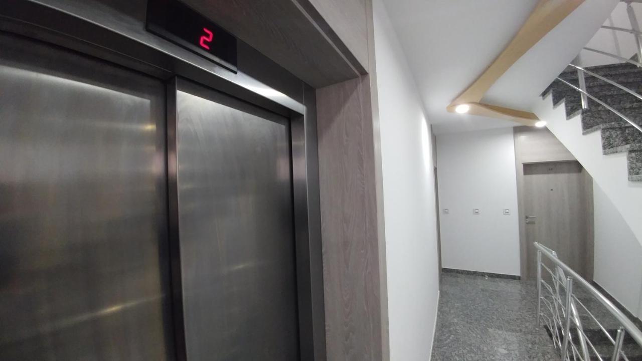 J&J Apartments Belgrad Exterior foto