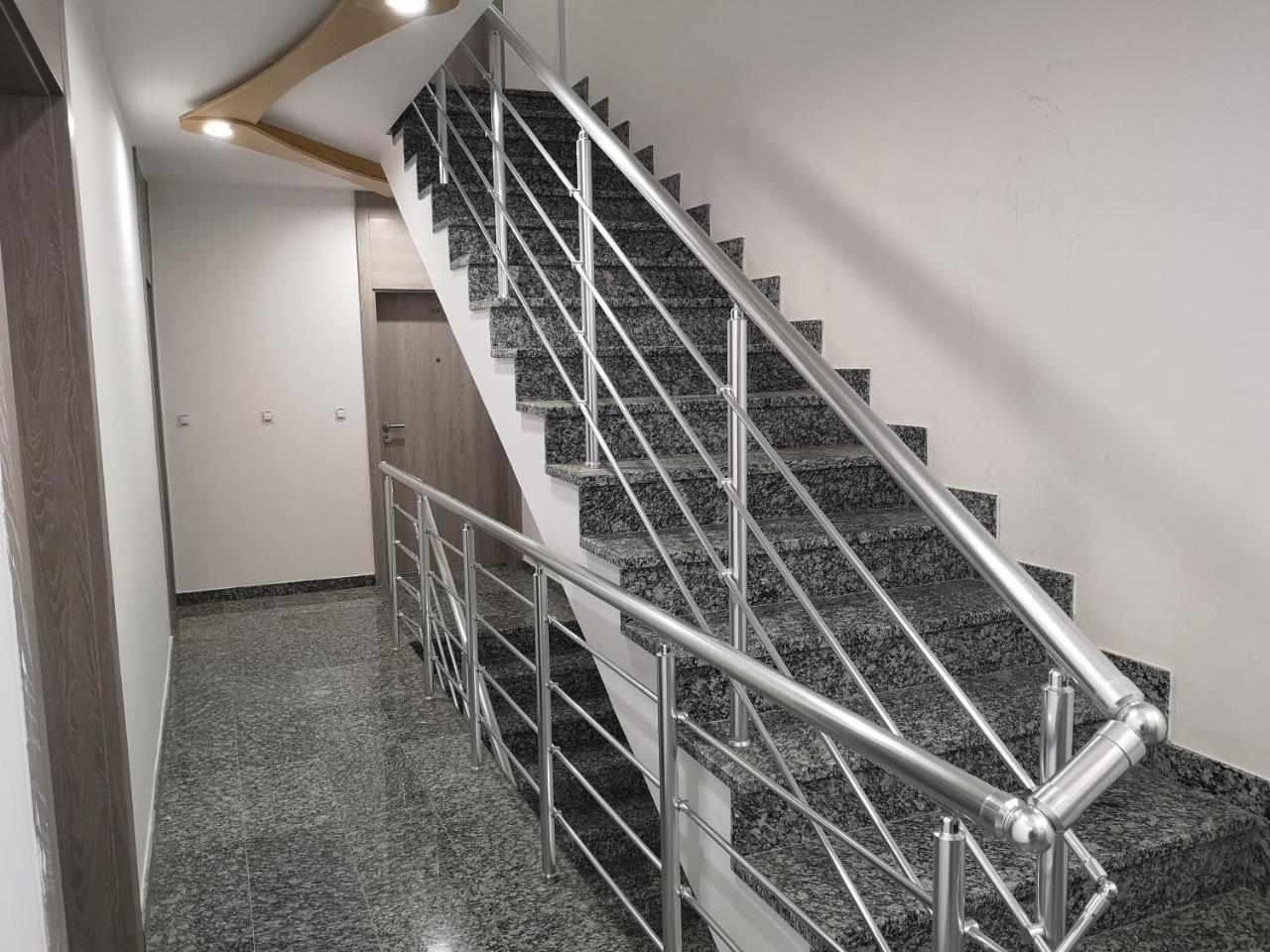 J&J Apartments Belgrad Exterior foto