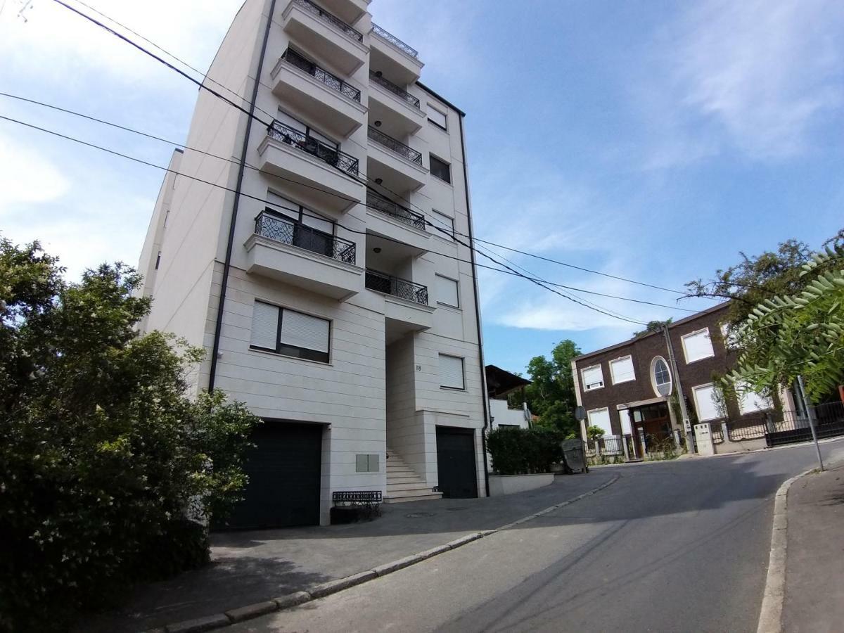 J&J Apartments Belgrad Exterior foto