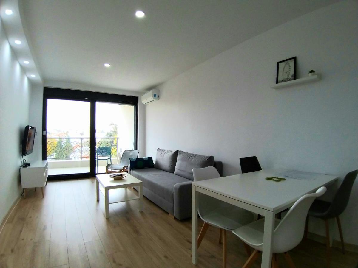 J&J Apartments Belgrad Exterior foto